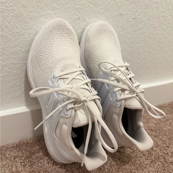 adidas Shoes - Adidas Dreamstrike sneakers
